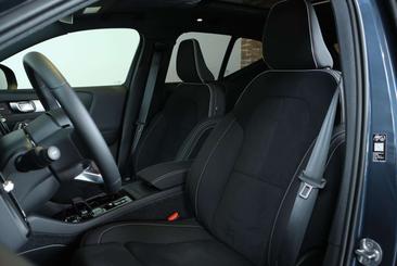 Volvo XC40 B4 Plus — photo 9