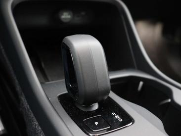Volvo XC60 — photo 22