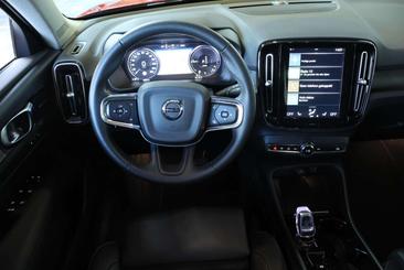Volvo XC40 T5 Recharge Plus — photo 11