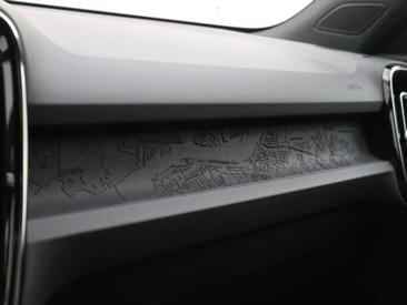 Volvo XC60 — photo 23