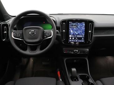 Volvo XC60 — photo 26