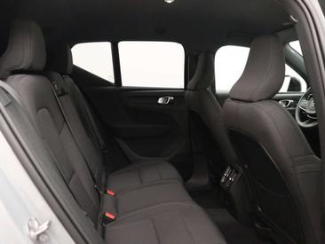 Volvo XC60 — photo 27