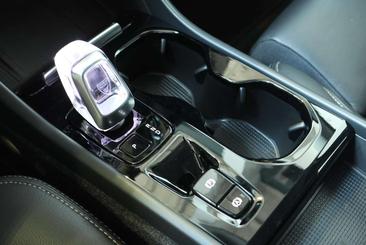 Volvo XC40 T5 Recharge Plus — photo 18
