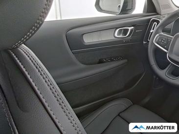 Volvo XC40 Plus — photo 12