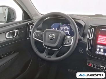Volvo XC40 Plus — photo 14