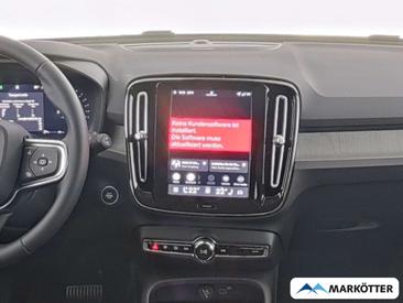 Volvo XC40 Plus — photo 15