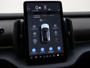 Volvo XC60 — photo 15