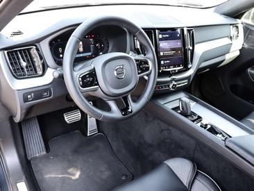 Volvo XC60 R Design — photo 6