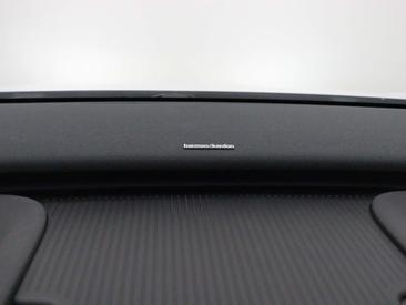Volvo XC60 — photo 23