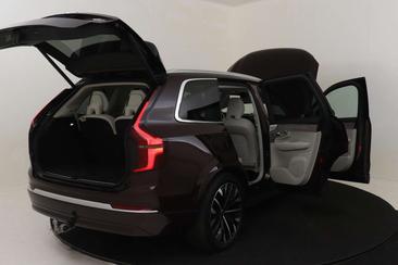 Volvo XC90 T8 Recharge Plus — photo 18