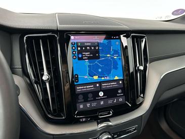 Volvo XC60 T6 Recharge — photo 32