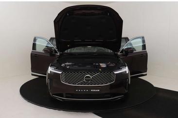 Volvo XC90 T8 Recharge Plus — photo 20
