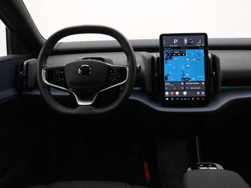 Volvo XC60 — photo 27