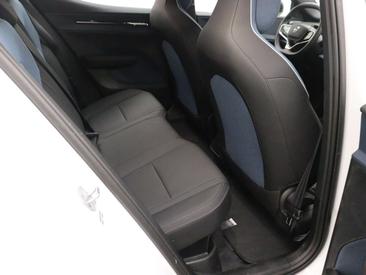 Volvo XC60 — photo 29