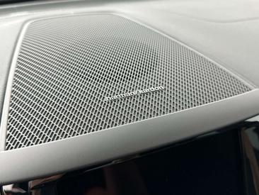 Volvo XC60 T6 Recharge — photo 38