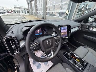 Volvo XC40 B4 Plus — photo 5