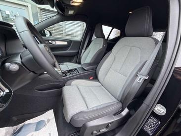 Volvo XC40 B4 Plus — photo 6
