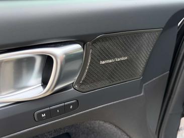 Volvo XC40 B4 Plus — photo 7