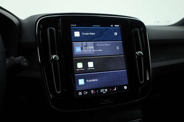 Volvo XC40 Recharge Plus — photo 16