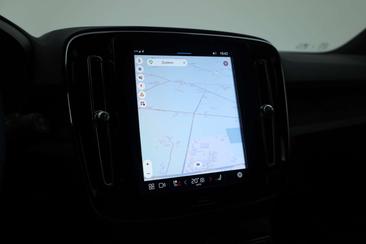 Volvo XC40 Recharge Plus — photo 17