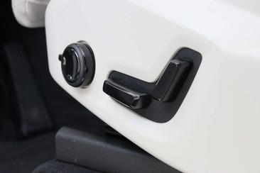 Volvo XC90 T8 Recharge Plus — photo 32