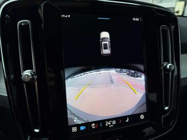Volvo XC40 B4 Plus — photo 11