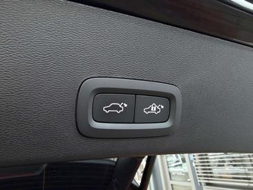 Volvo XC40 B4 Plus — photo 16