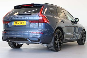 Volvo XC60 T8 Ultimate — photo 2