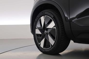 Volvo XC40 Recharge Plus — photo 36