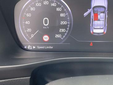 Volvo XC40 T5 Recharge Plus — photo 11