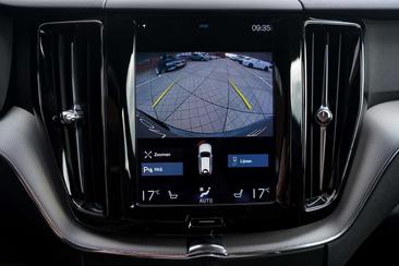 Volvo XC60 T6 Recharge R-Design — photo 27