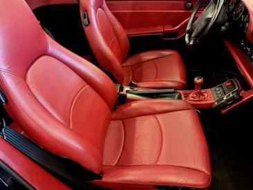 Porsche 993 Carrera 2 — photo 4