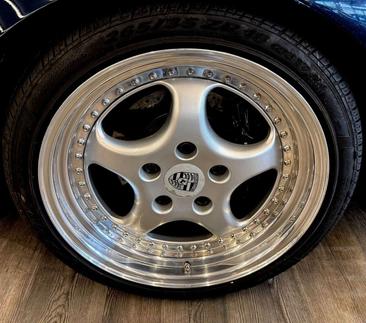 Porsche 993 Carrera 2 — photo 6