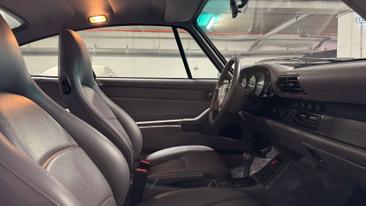Porsche 993 Carrera — photo 17