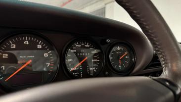 Porsche 993 Carrera — photo 22