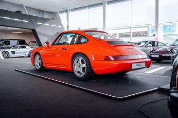 Porsche 964 Carrera 2 — photo 4