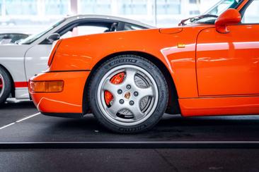 Porsche 964 Carrera 2 — photo 6