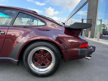 Porsche 930 Turbo — photo 9
