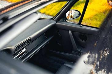 Porsche 964 CARRERA 4 — photo 8