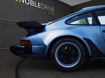 Porsche 930 — photo 16