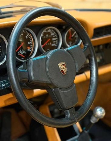 Porsche 930 Turbo — photo 13