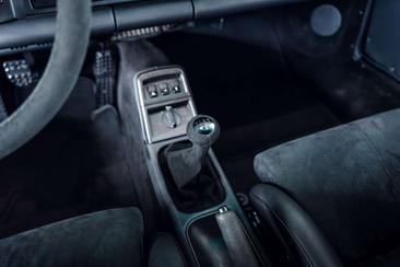 Porsche 964 Carrera 2 — photo 14