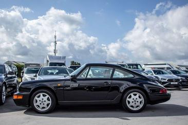 Porsche 964 CARRERA 4 — photo 11