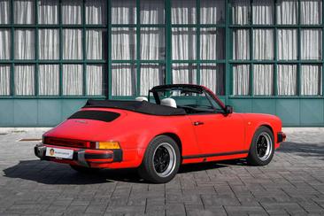 Porsche 930 — photo 6