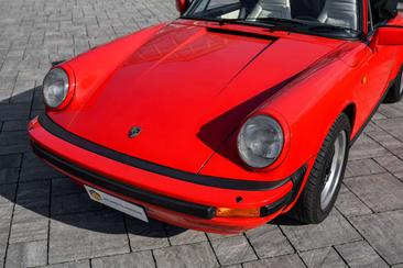 Porsche 930 — photo 10