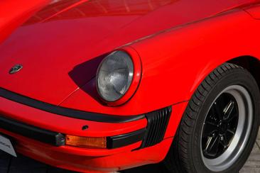 Porsche 930 — photo 11