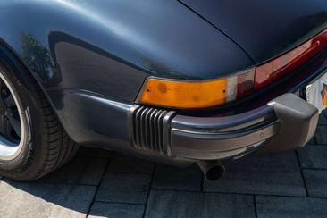 Porsche 930 Carrera — photo 20