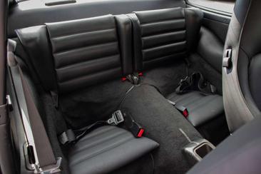 Porsche 964 CARRERA 4 — photo 19