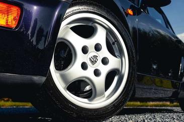 Porsche 964 CARRERA 4 — photo 25
