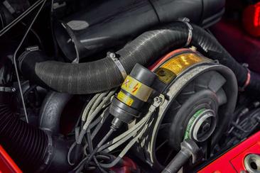 Porsche 930 — photo 21